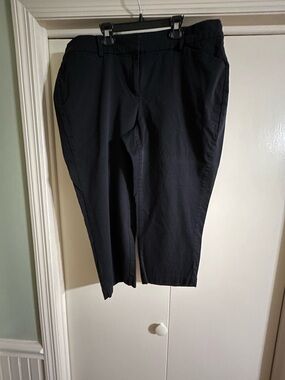 Lane Bryant Capris, Black